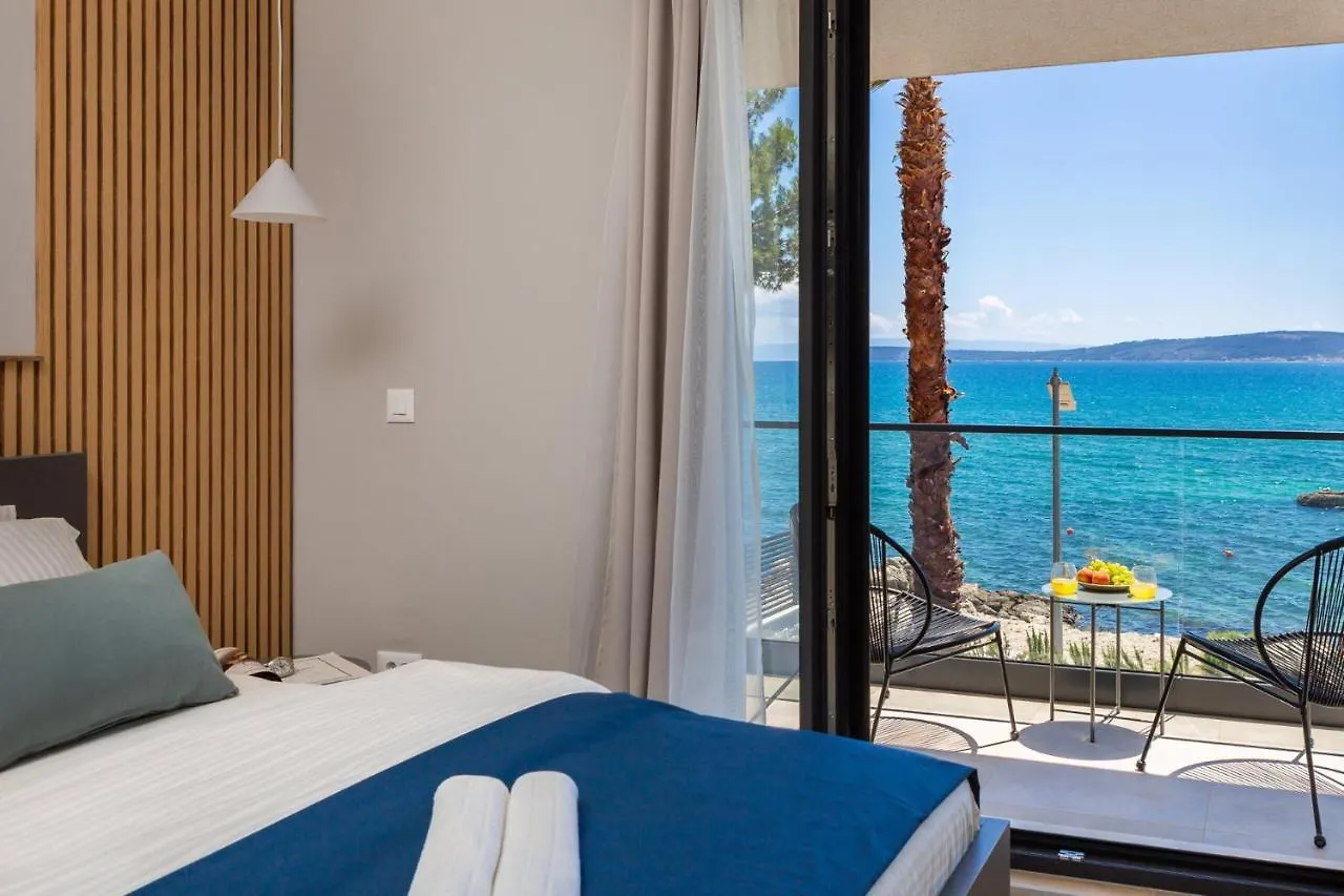 Beachfront Villa Tota With Pool Kaštela