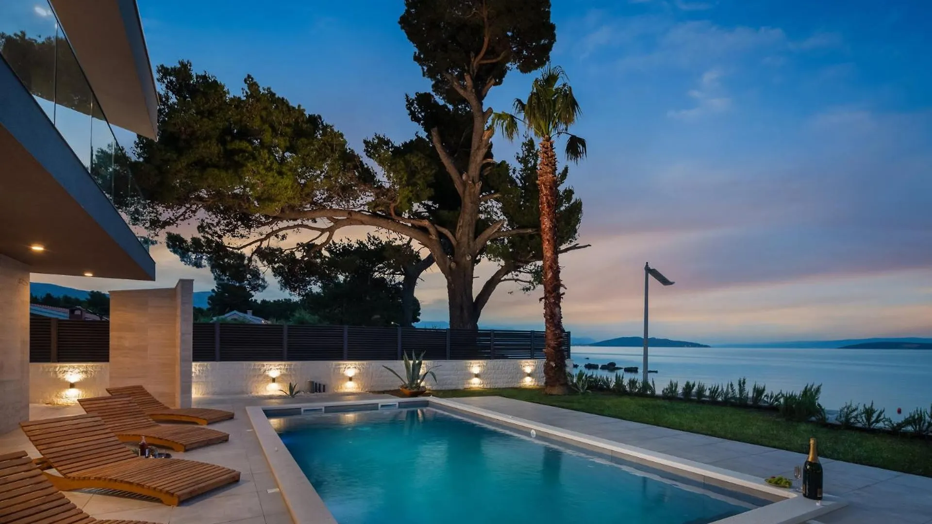 Beachfront Villa Tota With Pool Kastela
