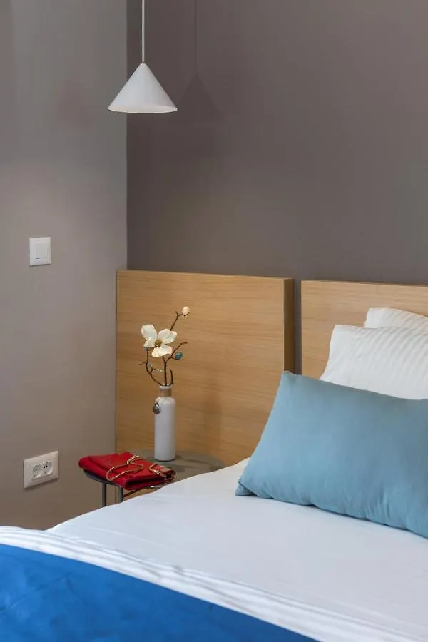 Beachfront Villa Tota With Pool Kastela 0*,