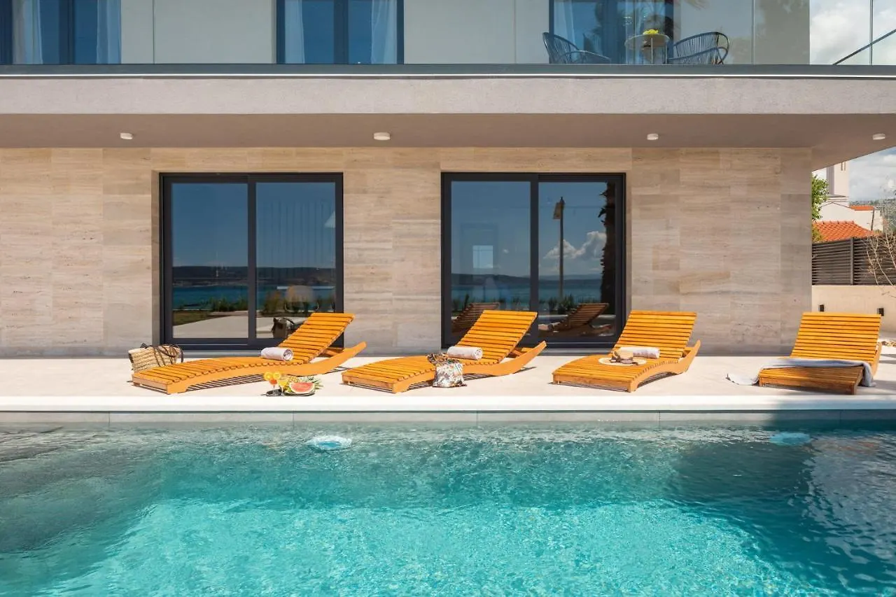 Beachfront Villa Tota With Pool Kastela